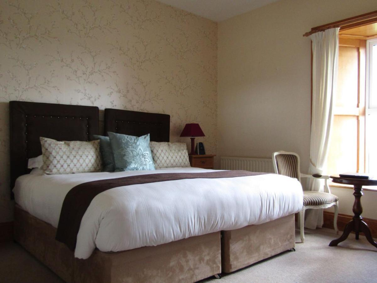 Berry Lodge Country House Spanish Point Eksteriør billede
